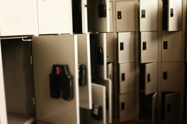 3 Reasons You Need a Good Storage Unit in Your House